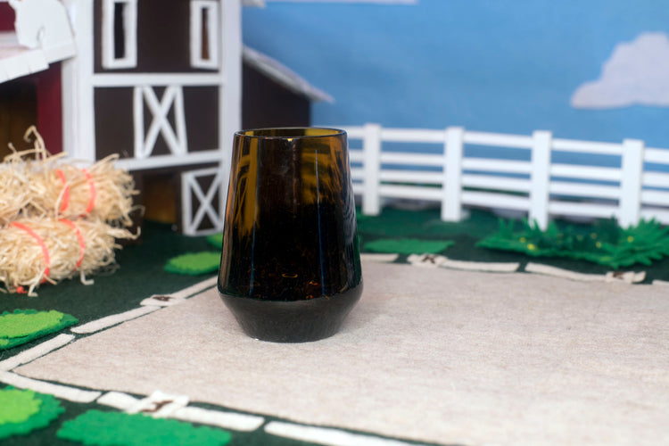 Bay Thoroughbred Tumblers